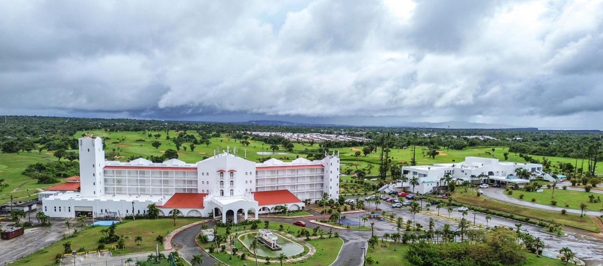 Finest Guam Golf And Resort Yigo Ngoại thất bức ảnh